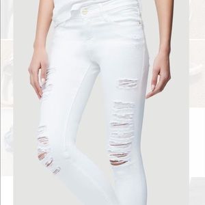 FRAME Le Skinny de Jeanne Ripped Jeans. Size 25